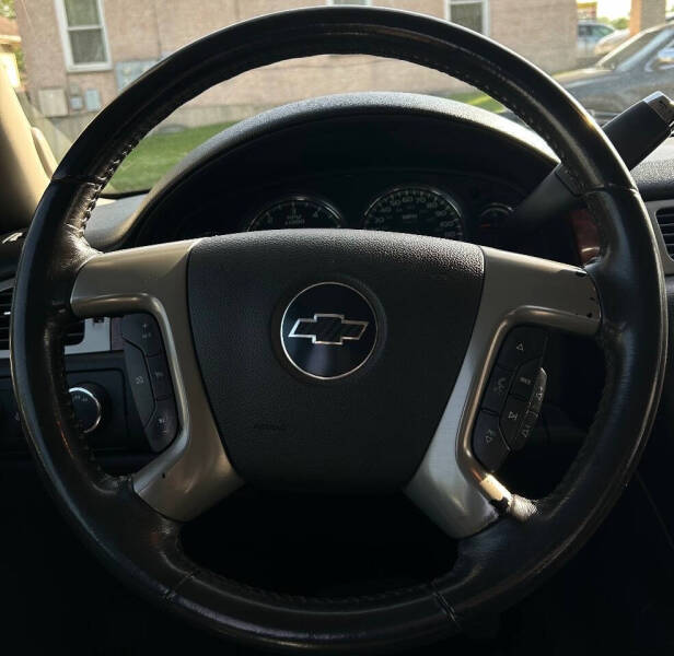 2011 Chevrolet Avalanche LTZ