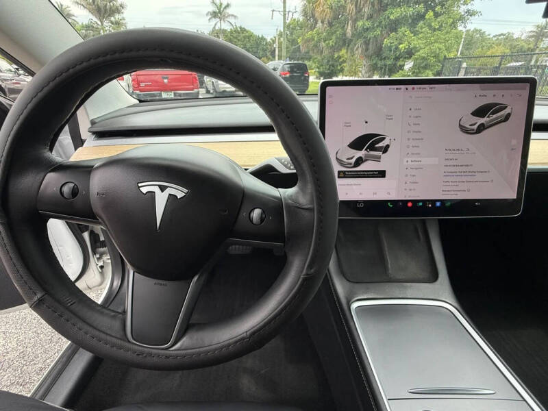 2021 Tesla Model 3 Standard Range Plus