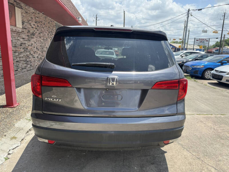 2017 Honda Pilot EX