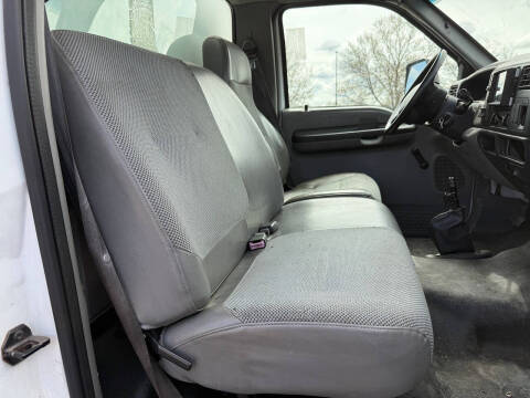 2004 Ford F-650 Super Duty