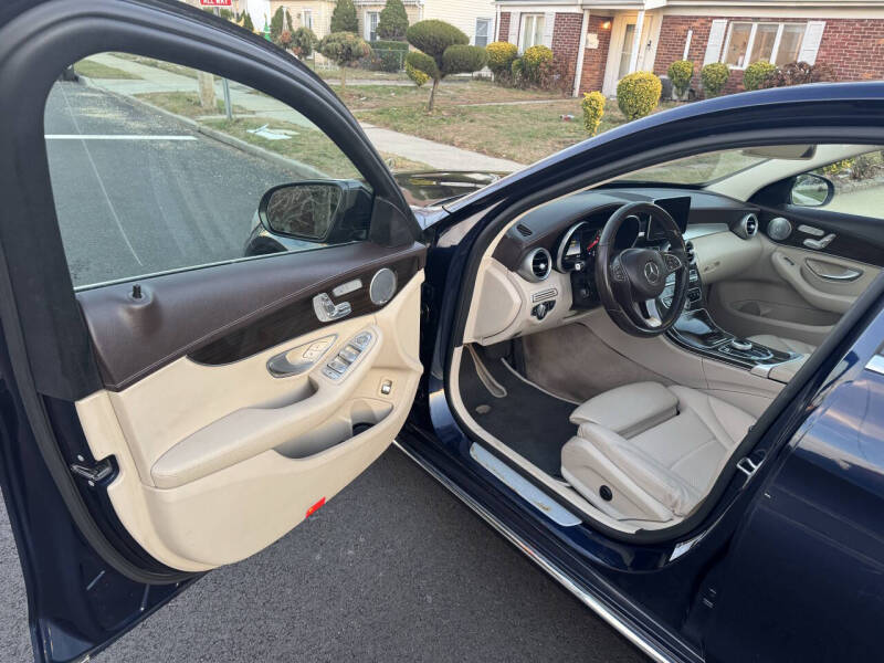 2017 Mercedes-Benz C-Class C 300 Luxury 4MATIC