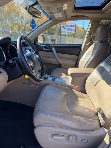 2013 Toyota Highlander SE