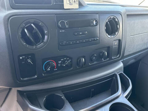 2013 Ford E-Series E-250