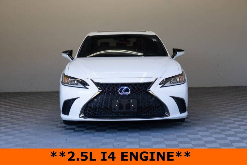 2022 Lexus ES 300h F SPORT