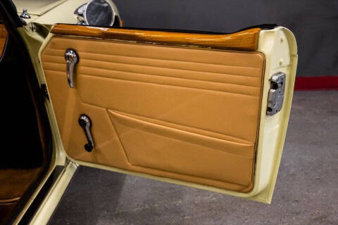 1971 Triumph FUEL INJECTED OVERDIVE TR6