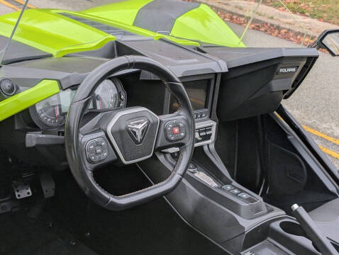 2023 Polaris Slingshot
