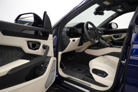 2022 Lamborghini Urus