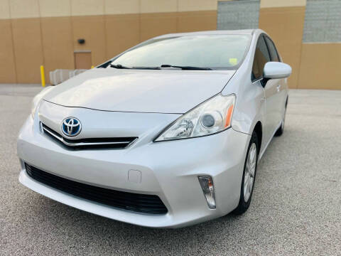 2012 Toyota Prius v Five