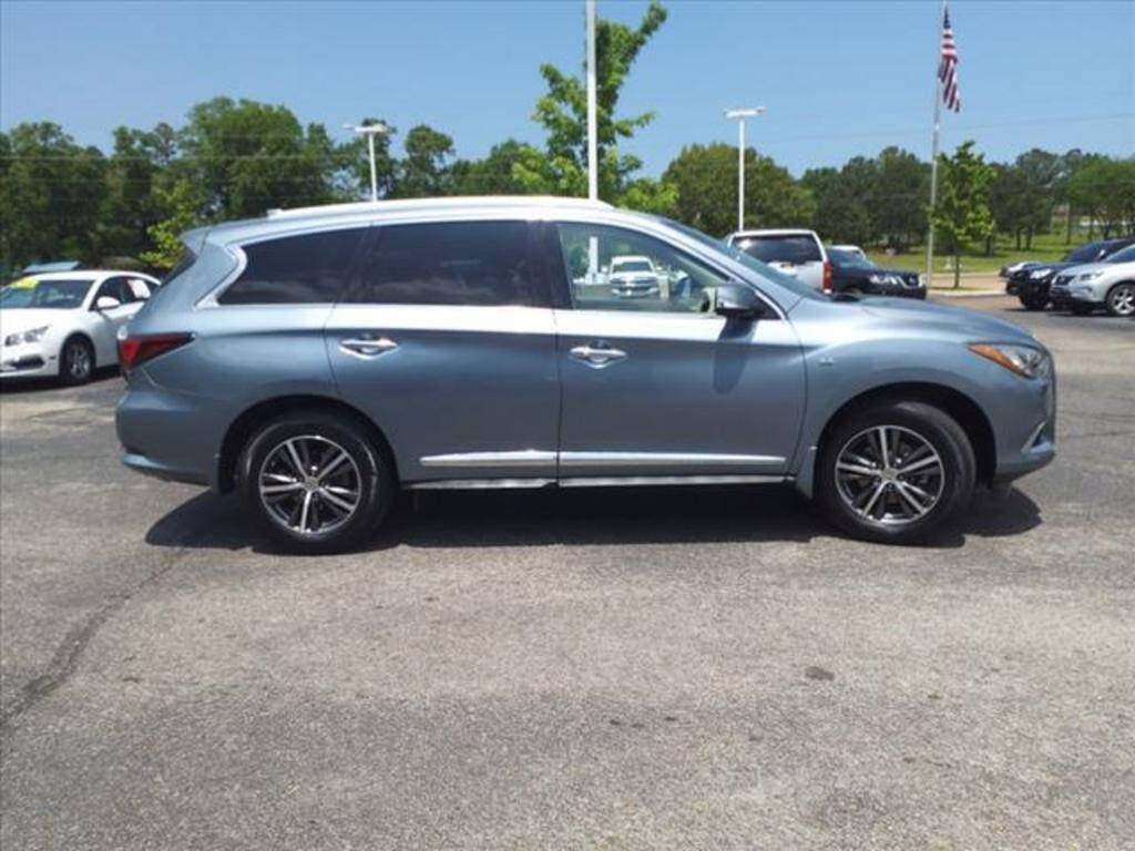 2016 INFINITI QX60 for sale at MOORE BROTHERS in Oxford, MS