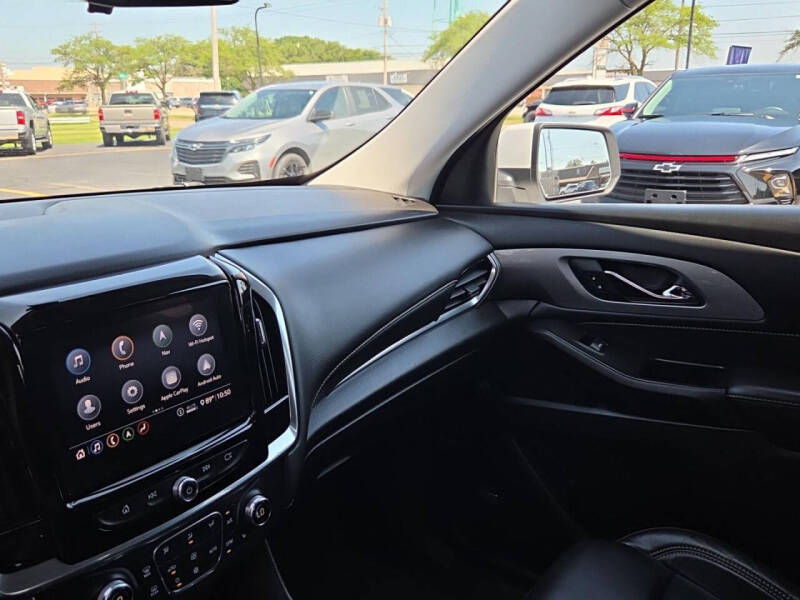 2021 Chevrolet Traverse RS