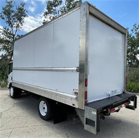 2019 Isuzu NPR HD
