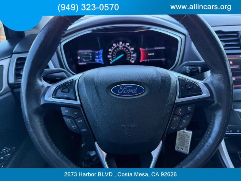 2013 Ford Fusion SE