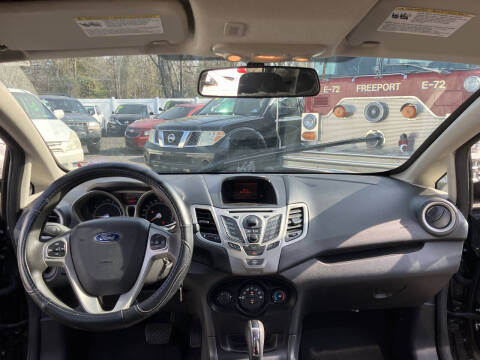 2011 Ford Fiesta SE