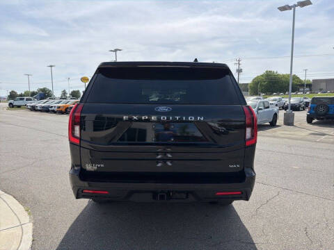 2025 Ford Expedition MAX Active
