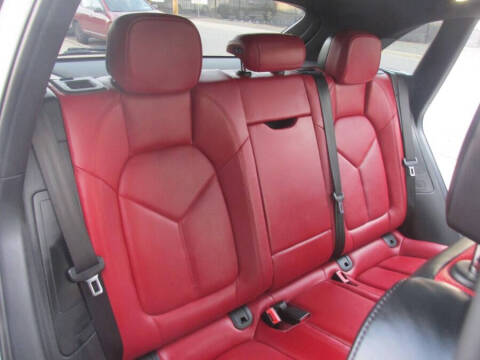 2017 Porsche Macan S