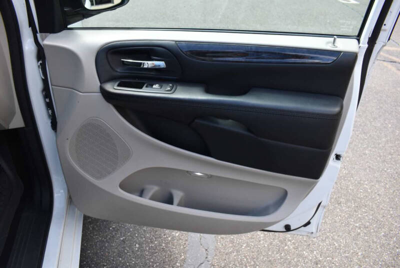 2017 Dodge Grand Caravan SE