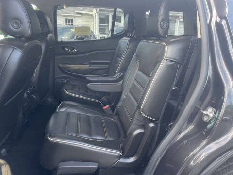 2017 GMC Acadia Denali