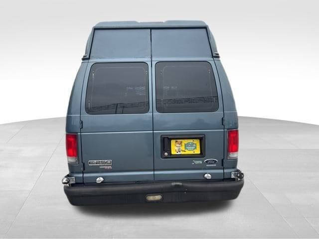 2014 Ford E-Series E-250