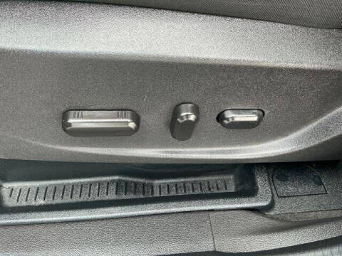 2017 Ford C-MAX Hybrid SE