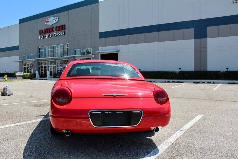 2002 Ford Thunderbird Deluxe