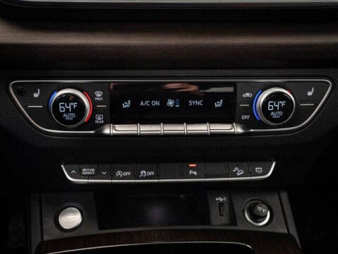 2023 Audi Q5 quattro Premium 40 TFSI