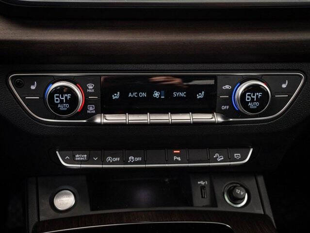 2023 Audi Q5 quattro Premium 40 TFSI