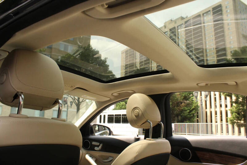 2017 Mercedes-Benz C-Class