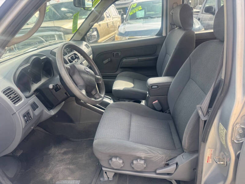 2003 Nissan Frontier XE-V6