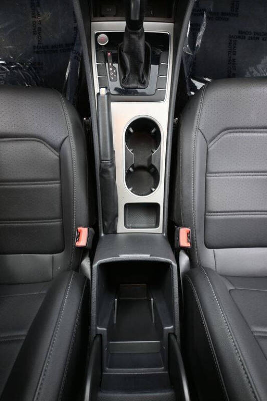 2021 Volkswagen Passat SE