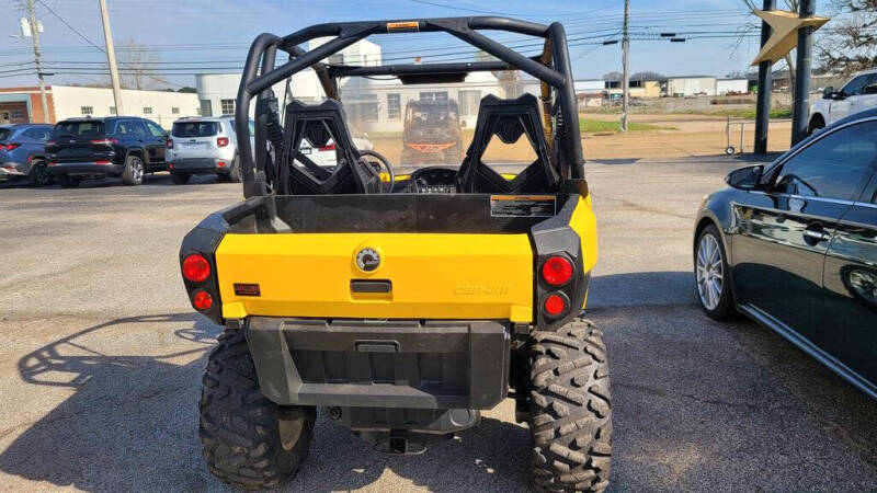 2015 Can-Am Commander