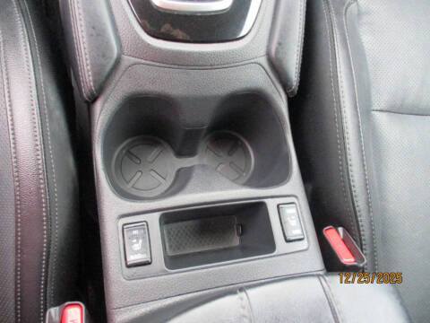 2017 Nissan Rogue SL