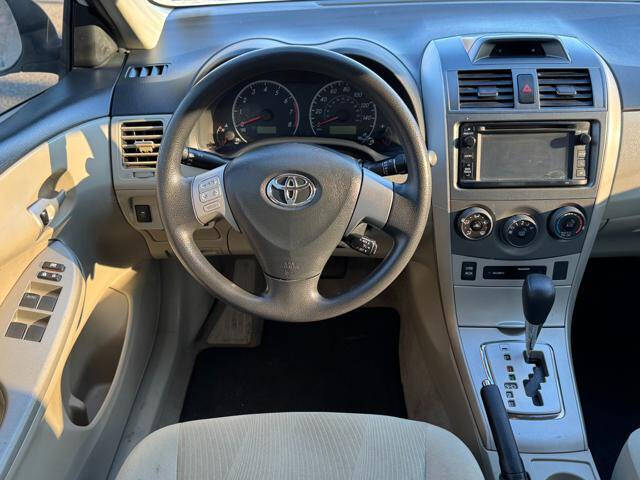 2013 Toyota Corolla LE