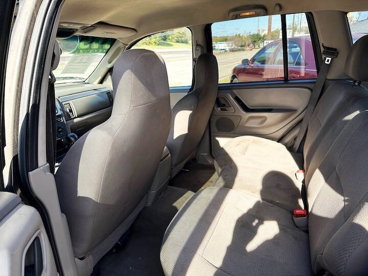 2003 Jeep Grand Cherokee Laredo