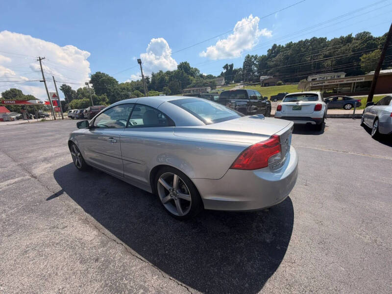 2011 Volvo C70 T5