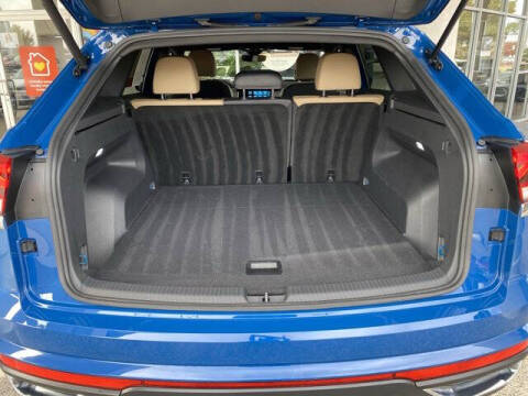 2025 Volkswagen Atlas Cross Sport SE 4Motion