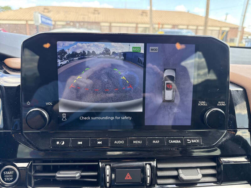 2022 Nissan Pathfinder Platinum