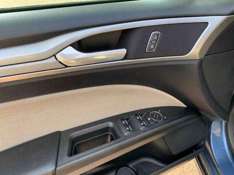2019 Ford Fusion S