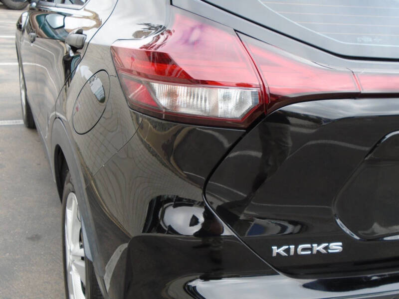 2021 Nissan Kicks S