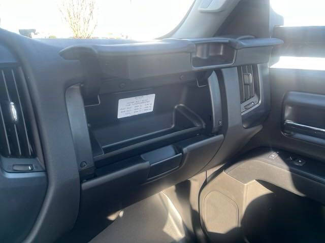 2024 Chevrolet Silverado 5500HD