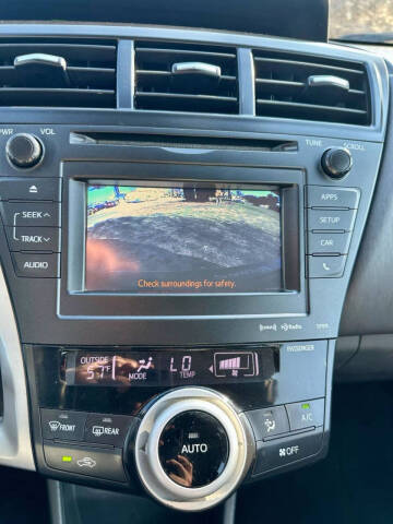 2012 Toyota Prius v Three