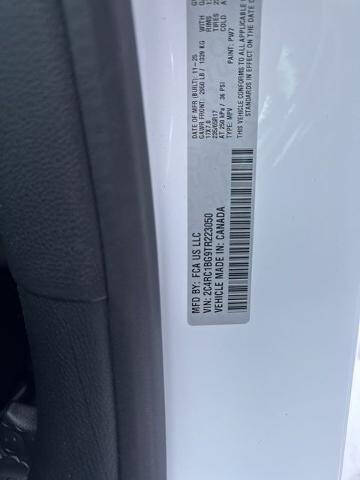 2026 Chrysler Pacifica Select