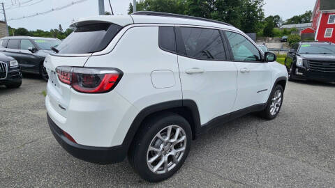 2022 Jeep Compass Latitude Lux