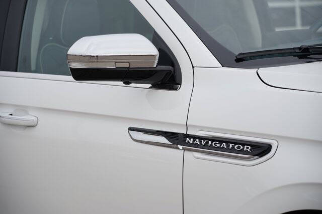 2024 Lincoln Navigator L Black Label