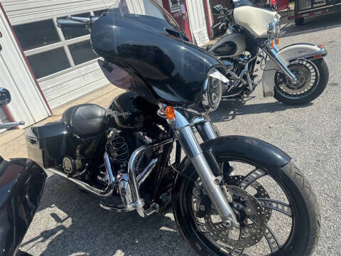 2016 Harley-Davidson FLHX103 -