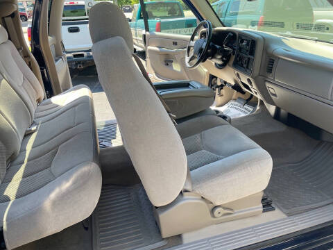 2005 Chevrolet Silverado 2500HD LS