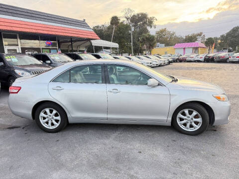 2011 Toyota Camry LE