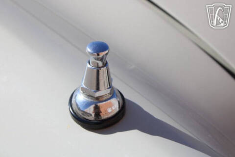 1952 Lincoln Capri