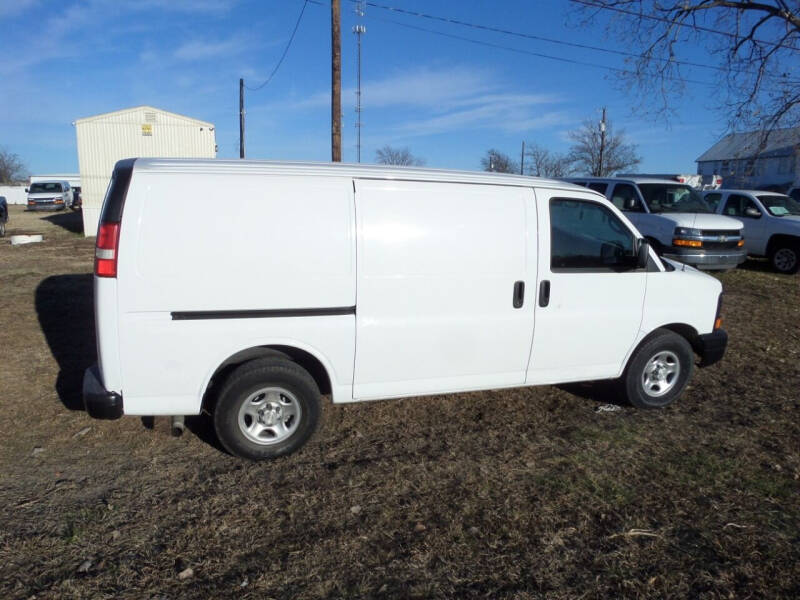 2008 Chevrolet Express Cargo for sale at AUTO FLEET REMARKETING, INC. in Van Alstyne TX