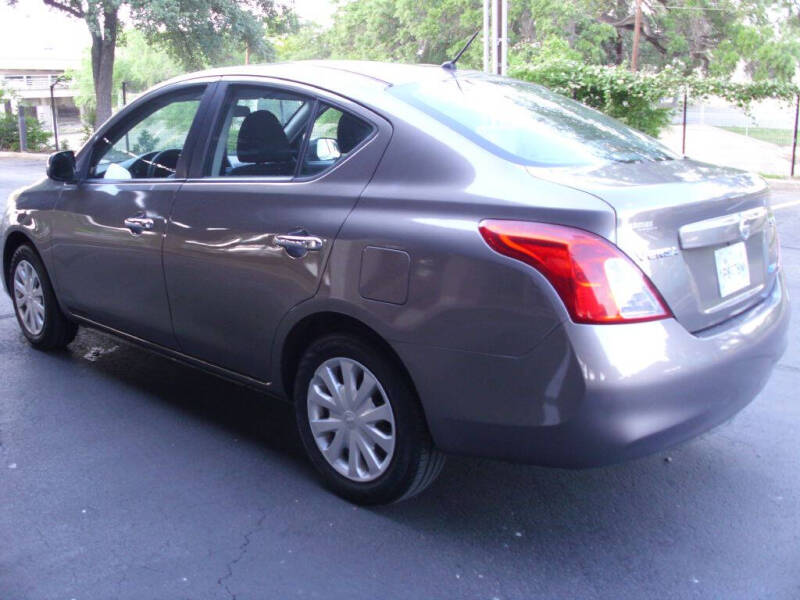 2012 Nissan Versa