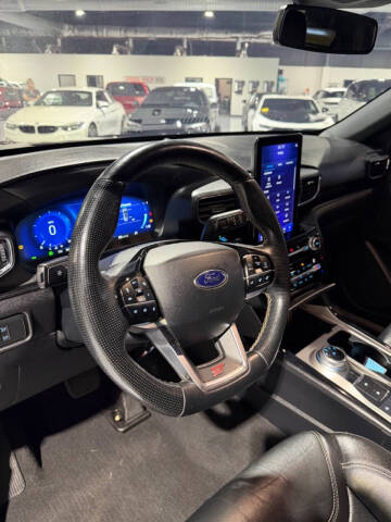 2021 Ford Explorer ST